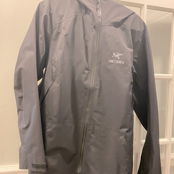 Windbreaker and rain jacket. As new. Wore only last fall. - Picture 1 of 1
